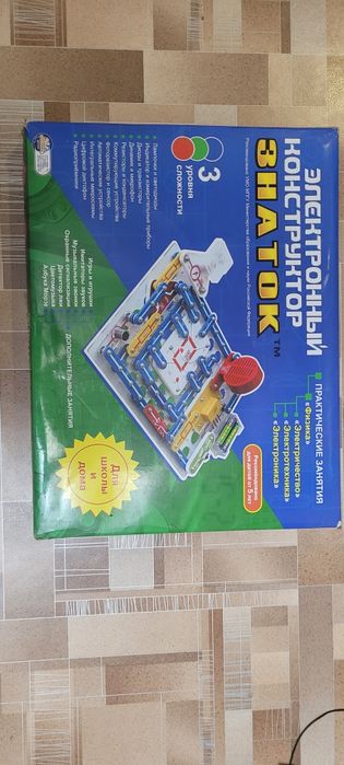 Эл. Конструктор "Знаток"