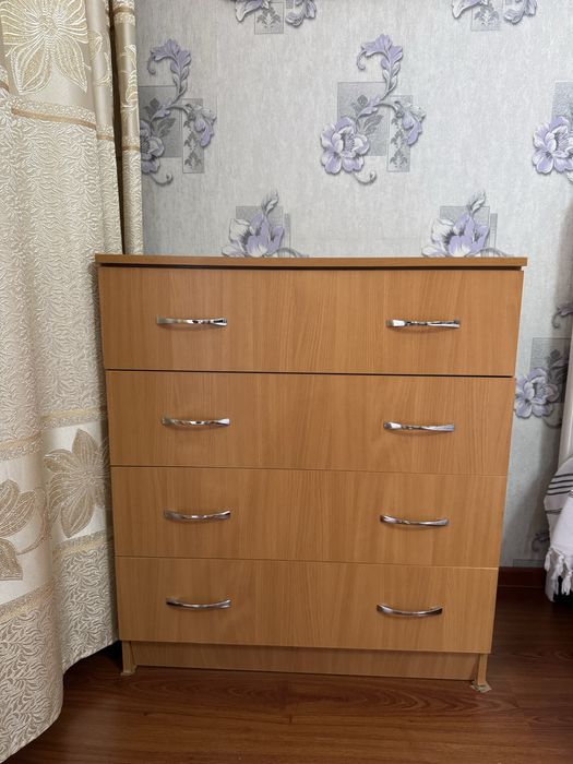 Продам комод для спальни