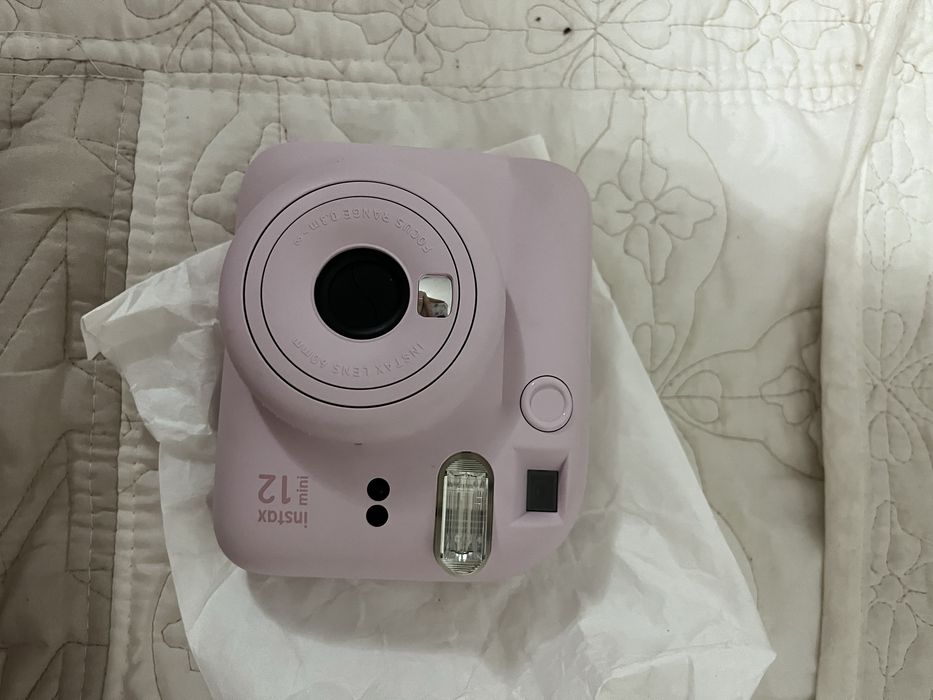 Fujifil instax mini 12