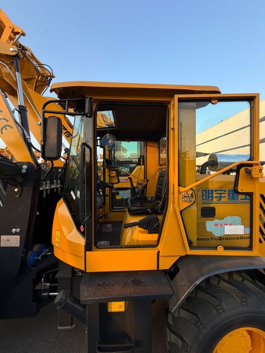 Продам погрузчик новый