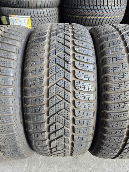 225/40/18 PIRELLI 4бр