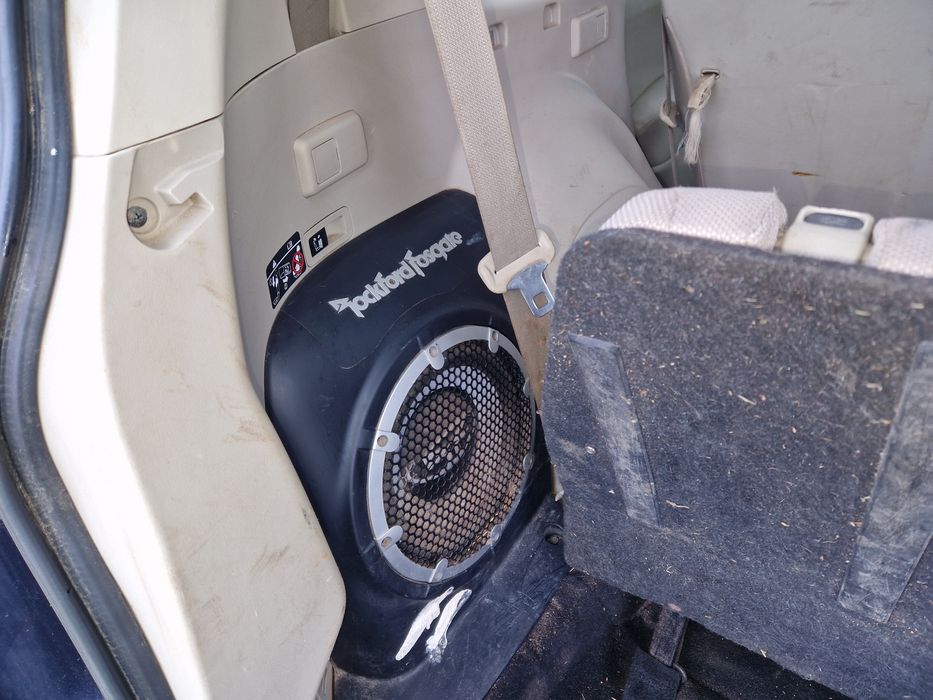 Dezmembrez Mitsubishi Outlander 2.2 156 cp 2007-2011