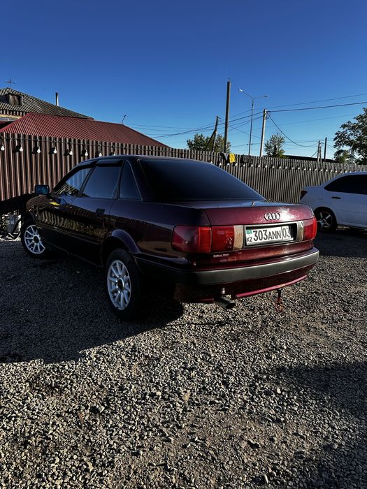 Продам ауди 80 б 4
