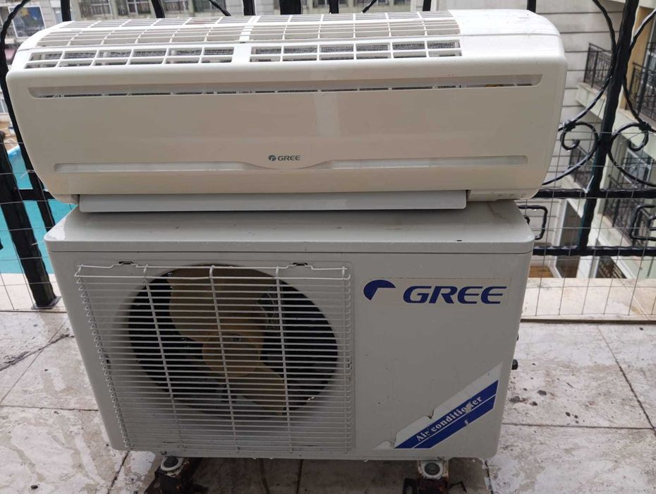 Климатик GREE GWHN09A2NK1AA, работещ, демонтиран, фреона събран