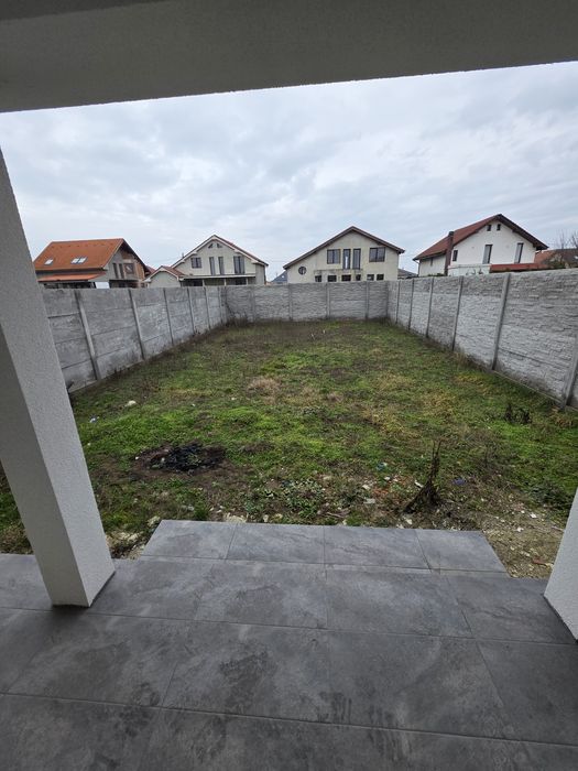 Proprietar vând casa la cheie  in Nojorid