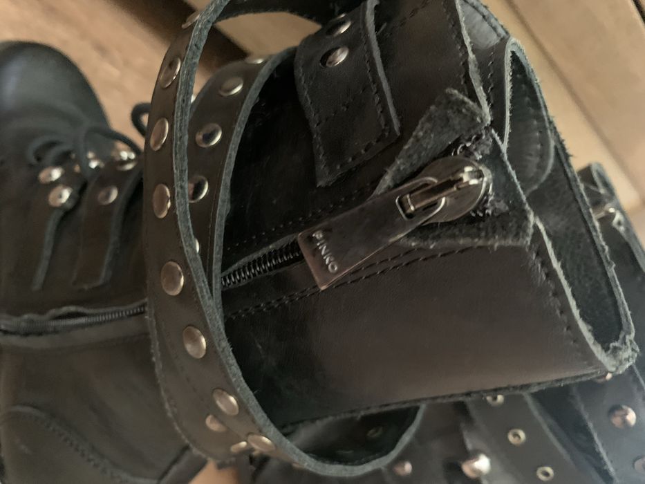 Pinko кожени боти