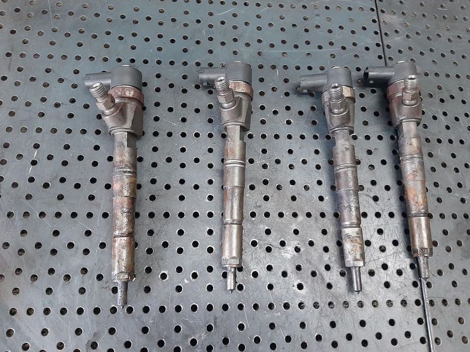 injector diesel 0445110213  saab 9-3 9-5 fiat croma alfa romeo 159 166