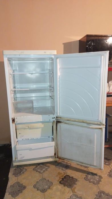 Холодильник бушный