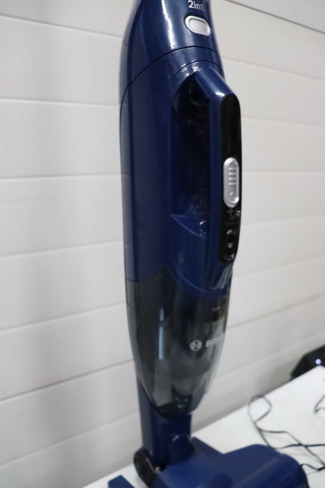 Bosch Home Appliances Readyy Series | 2 - 2в1 безжична акумулаторна прахосмукачка: прътова и настолна прахосмукачка, 16V захранване, вградени аксесоар