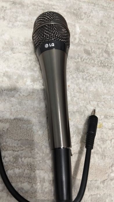 новый Микрафон LG для Караоке