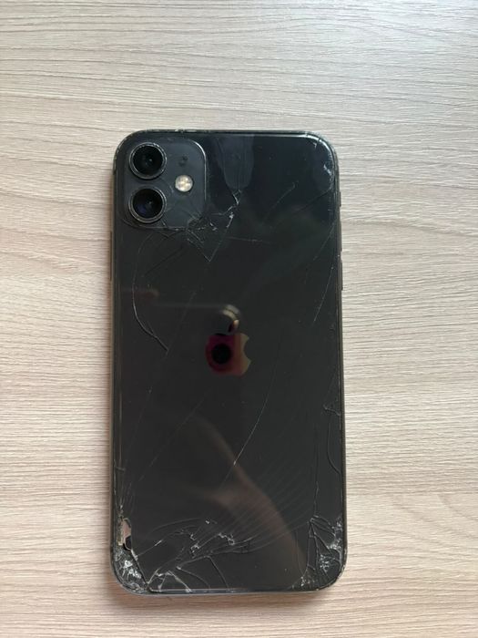 iphone 11， 64 гб