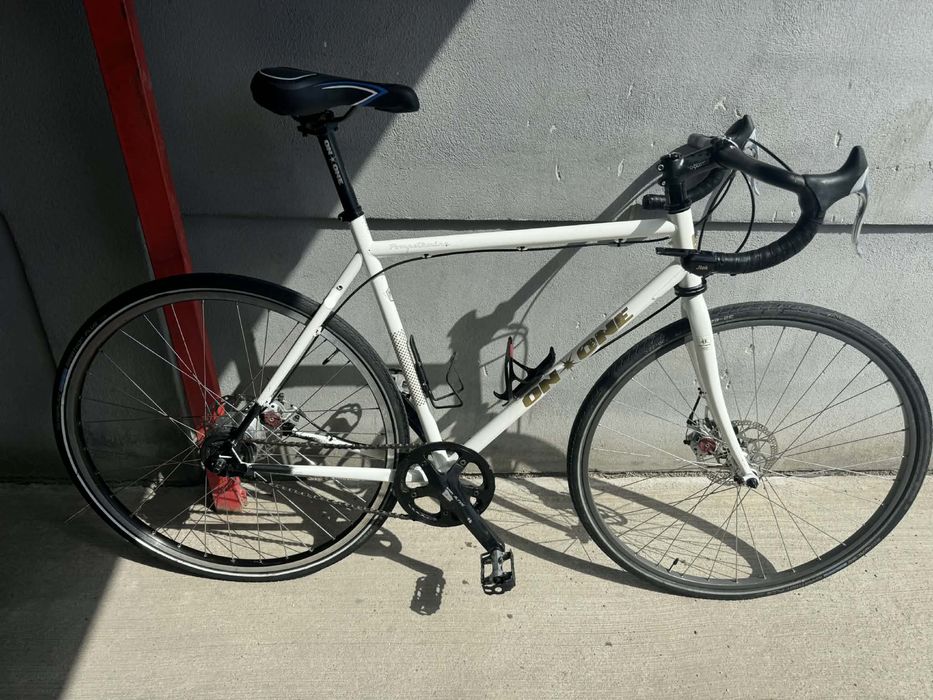 Bicicletă cursiera on-one