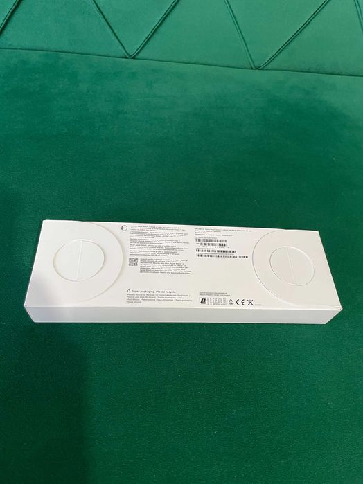 Apple Watch 11, 46mm, GPS + Cellular, Jet Black Aluminum Case, Bratara M/L