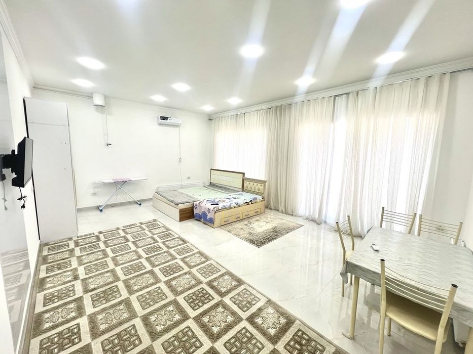 Arenda Yunusobod uch qaxramon hovli ijaraga dom tip 

1/1/1

Площадь: