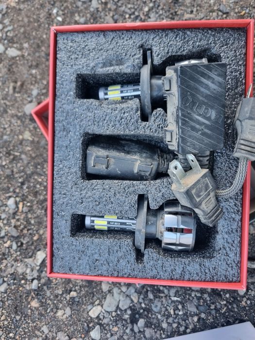 Лэд линза лампочка Н4