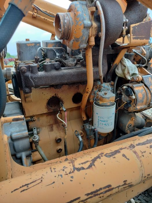 Dezmembrez Buldoexcavator Case 580 k