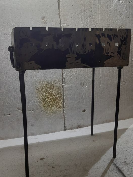 Продаю мангал на ножках