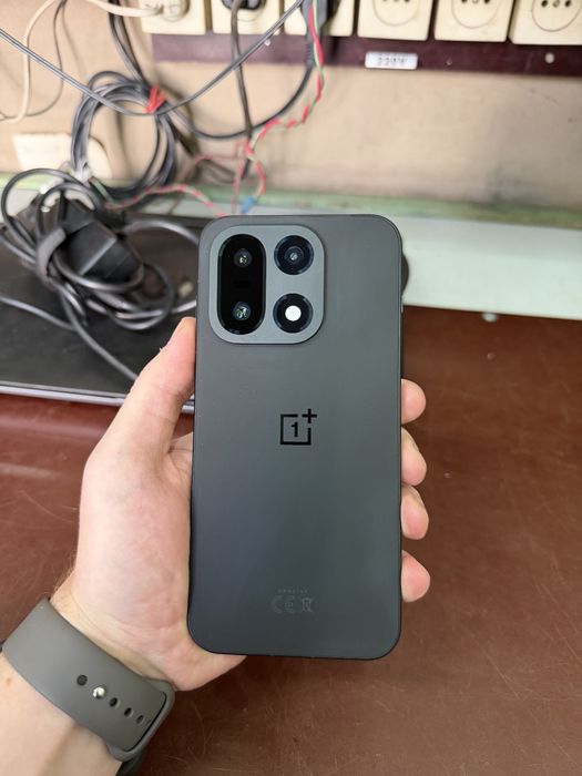 Oneplus 15 16\512 globall
