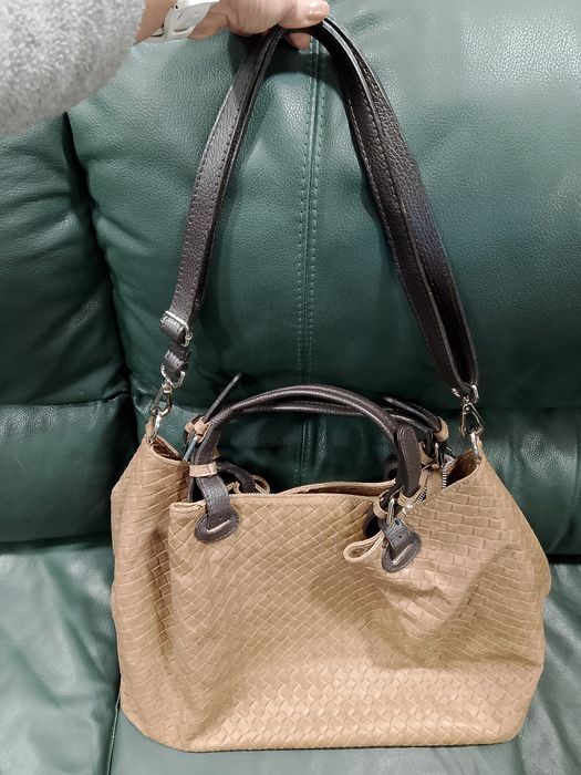 Продавам дамска чанта