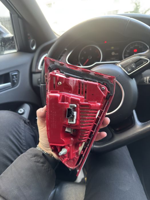 Stop audi a4 b8.5 avant stanga haion