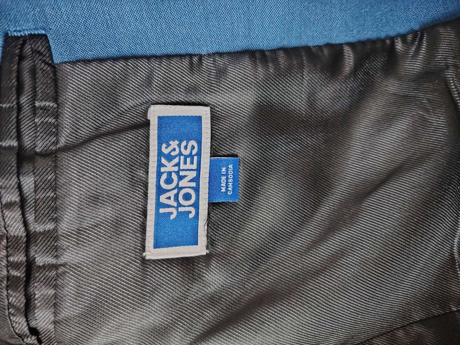 Костюм за момче