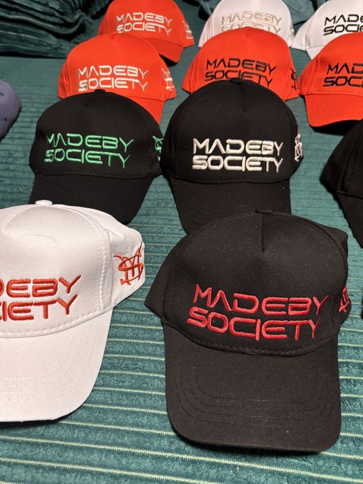 Sepci made by society foarte multe modele