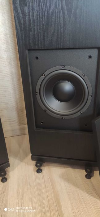 тонколони JAMO S 626