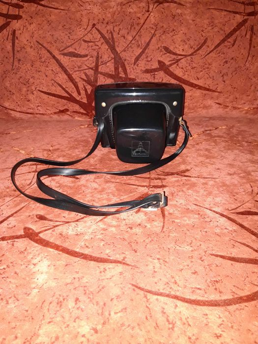 Продавам РЕТРО фотоапарат "PENTACON PRAKTICA MTL3"