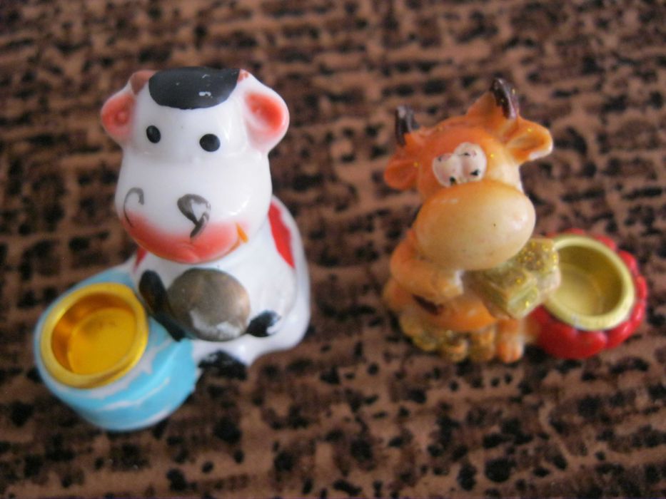 Статуэтки и рамка под фото