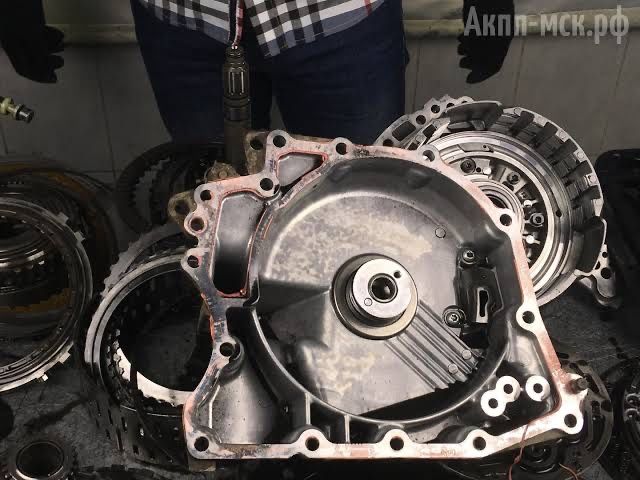 Продам Б/у задная крышка акпп U760E