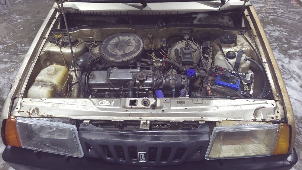 Продам машину 99