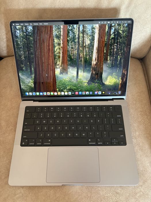 MacBook pro M2
