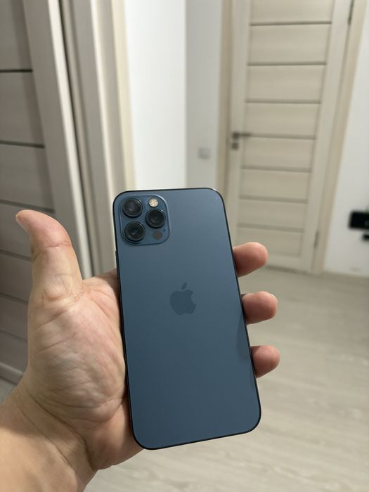 Iphone 12 pro в хорошем сост