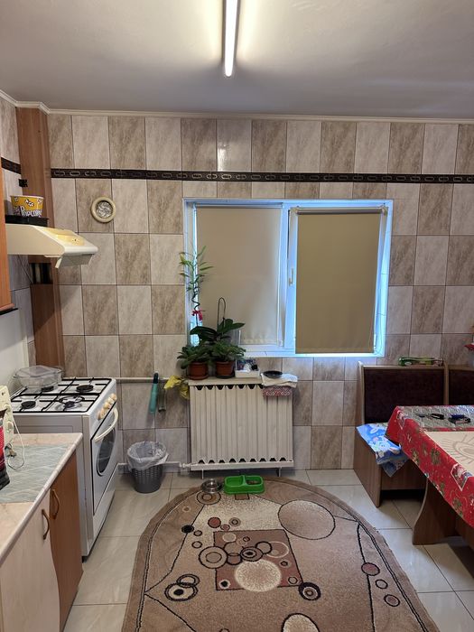 Vand 3 camere Carei Basarabia