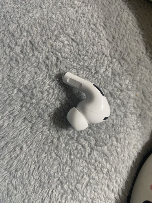 Air pods pro 2  le vand urgent