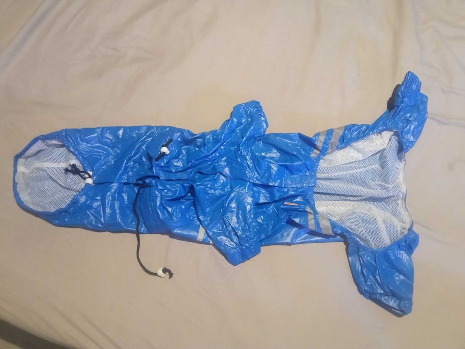 Комбинезон дождевик для собак