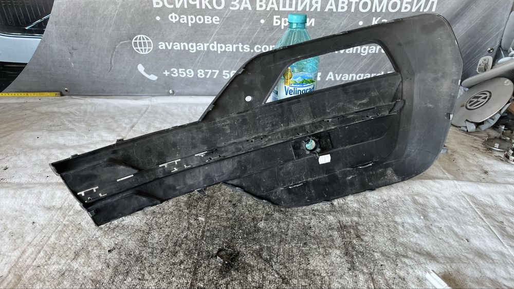 Volkswagen T6 Lift лява решетка халоген