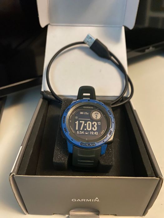 Garmin Instict solar