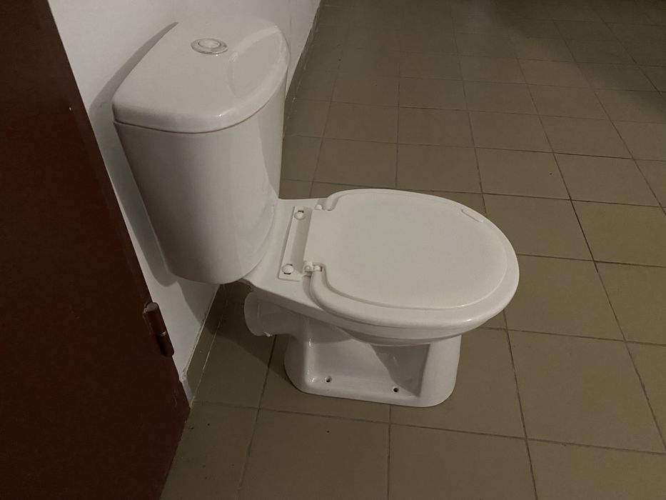 Продам унитаз б/у