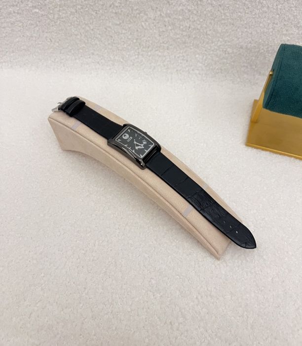 Qõl soati erkaklar uchun