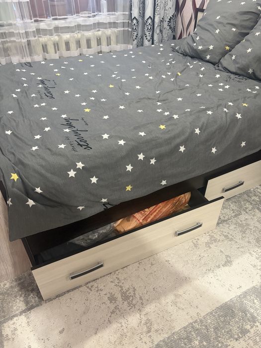 Кровать двухспальная