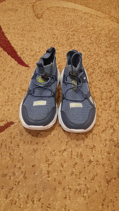 Продам  обувь на мальчика