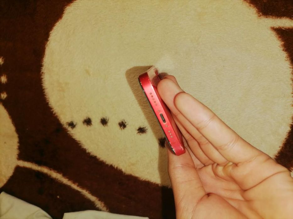 iPhone 12 de vanzare