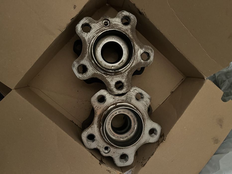 Лагерна задна главина BMW G20