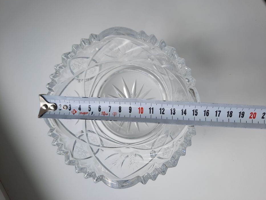 Ваза хрустальная