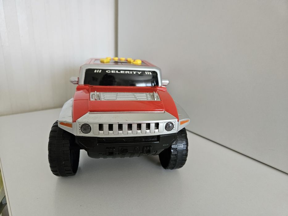 Детка играчка музикален джип