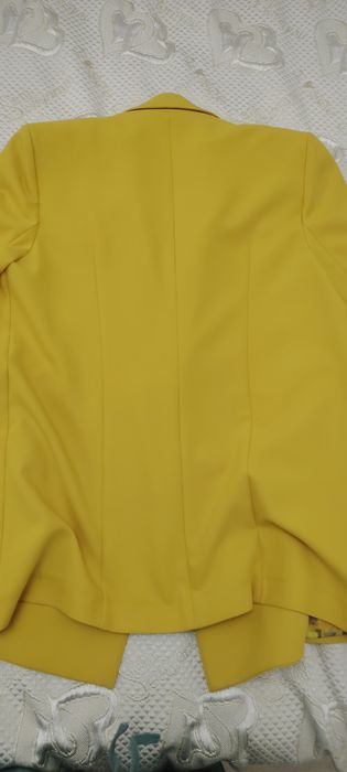 Продаёться стильный шикарный пиджак