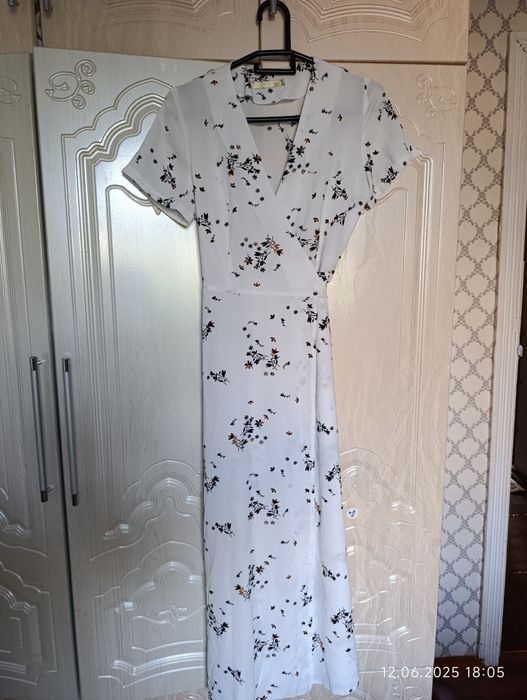 Продается платья