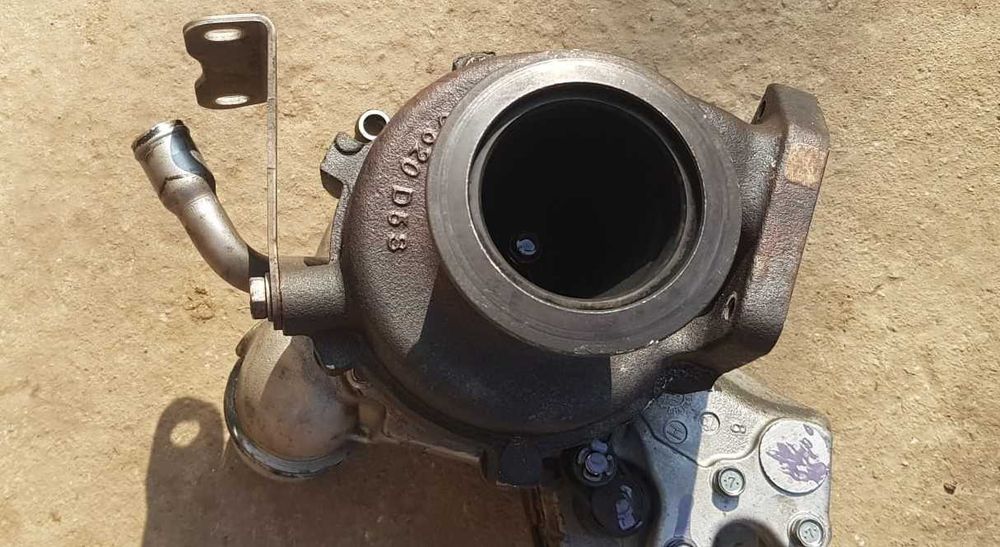 Racitor gaze EGR Turbina Clapeta acc BMW F30 F20 F25 F10 Motor N47D20C