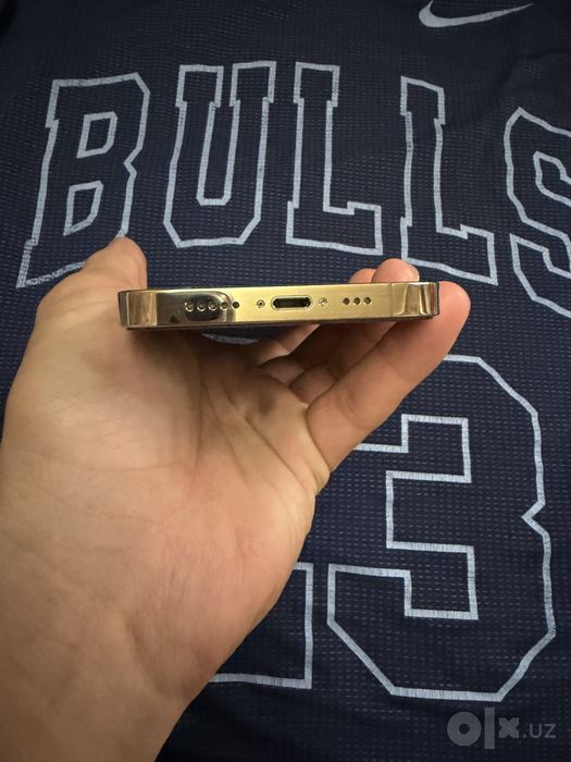 Iphone 13 pro Gold